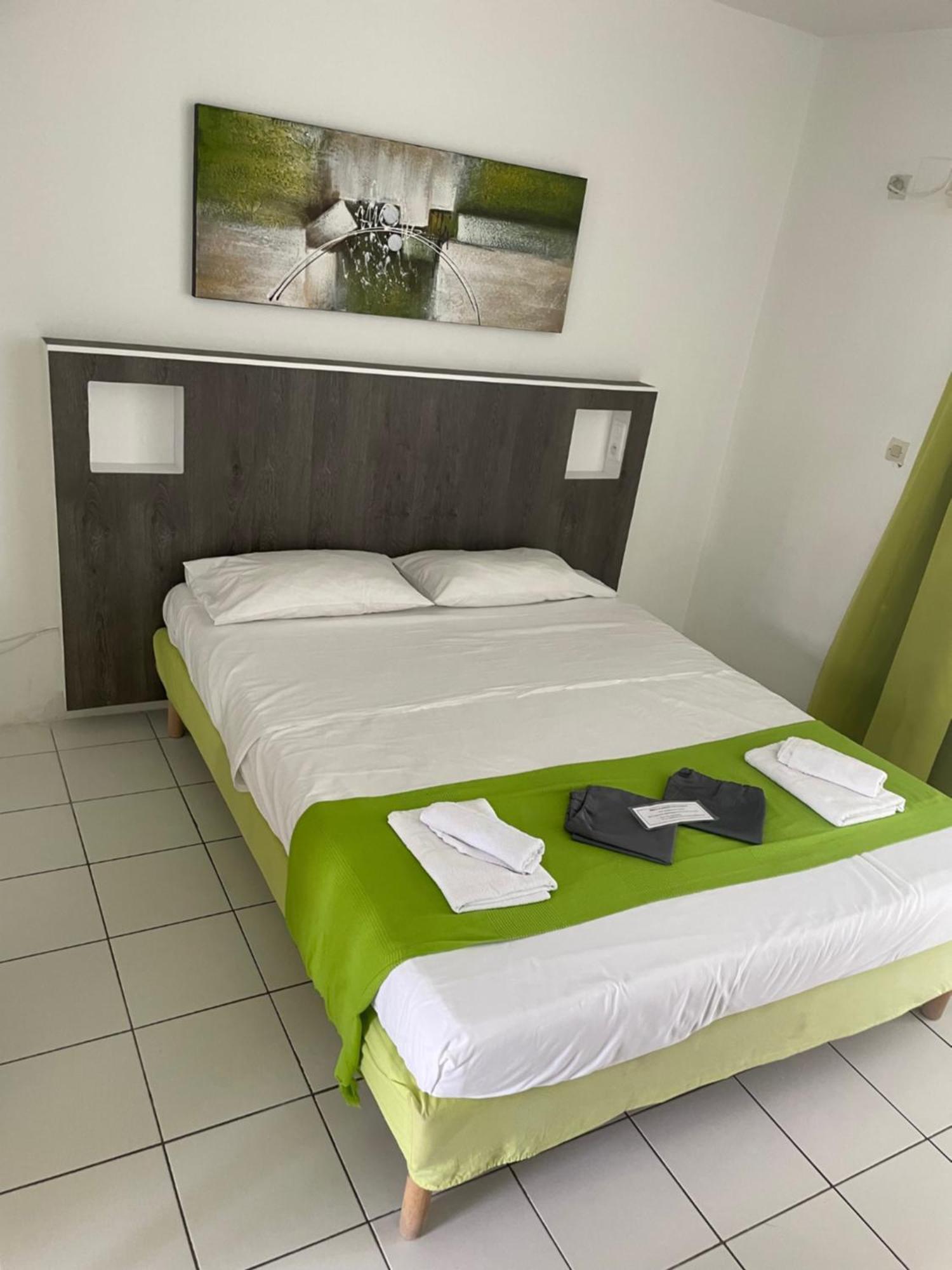 Les Creolines Aparthotel Sainte-Luce Buitenkant foto