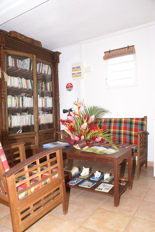 Les Creolines Aparthotel Sainte-Luce Buitenkant foto