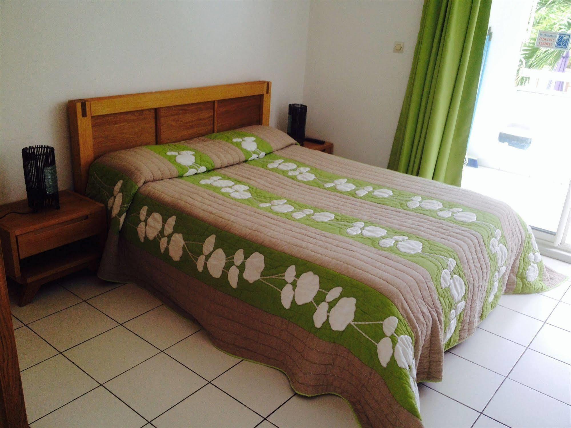 Les Creolines Aparthotel Sainte-Luce Buitenkant foto