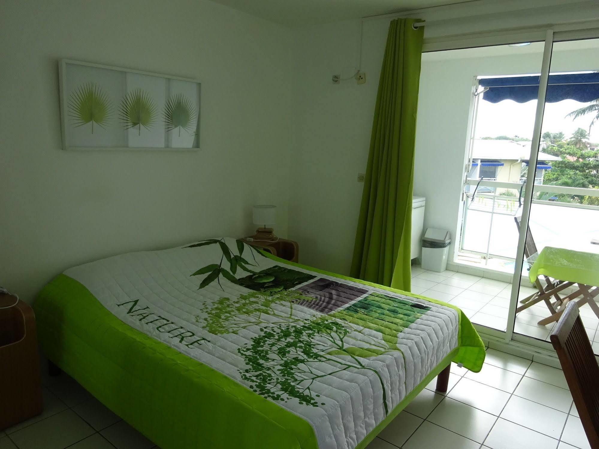 Les Creolines Aparthotel Sainte-Luce Buitenkant foto